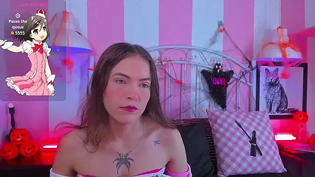 Snapshot of Liah_Grey8 chatting on October 31, 2025, 9:27 pm Liah Grey8 online show from October 31, 2025, 9:27 pm