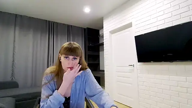 Daniella Lorente online show from December 14, 2025, 10:14 pm