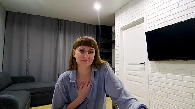 Daniella Lorente online show from May 15, 2026, 11:12 pm