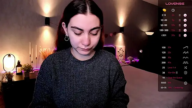 Snapshot of hannacheekss_ chatting on November 17, 2025, 1:55 am hannacheekss online show from November 17, 2025, 1:55 am