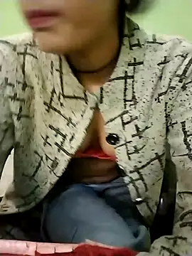 Sexy Mushroom online show from December 19, 2025, 5:42 pm