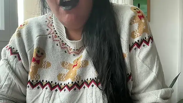 MashaCL online show from December 3, 2025, 10:46 am