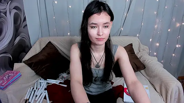 Emily Strikeee online show from January 30, 2025, 12:48 pm