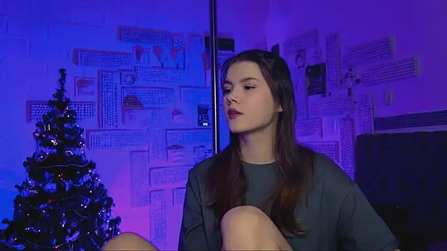 EvaThopson online show from January 19, 2025, 12:06 pm