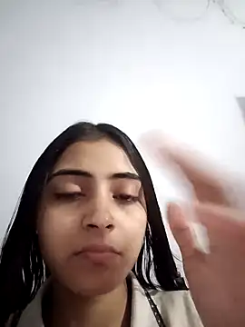 Snapshot of pikubaby chatting on February 1, 2026, 7:34 pm pikubaby online show from February 1, 2026, 7:34 pm