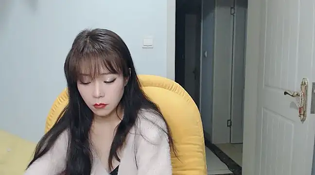 SuSushi728 online show from February 21, 2025, 2:27 pm