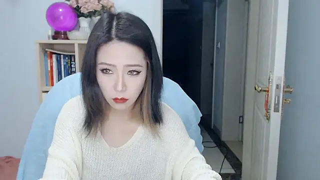 SuSushi728 online show from May 15, 2026, 2:57 pm