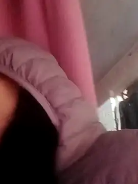 Snapshot of Tefannyy_ chatting on December 21, 2024, 9:12 am Tefannyy online show from December 21, 2024, 9:12 am