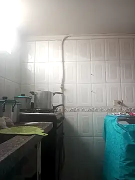 Snapshot of Tefannyy_ chatting on January 28, 2025, 4:30 pm Tefannyy online show from January 28, 2025, 4:30 pm