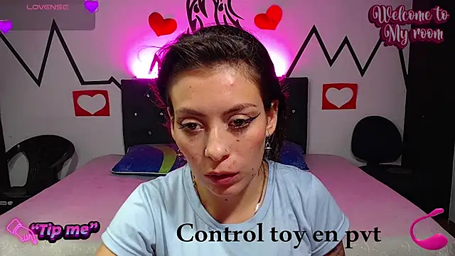 Snapshot of Tefannyy_ chatting on February 19, 2025, 1:08 am Tefannyy online show from February 19, 2025, 1:08 am