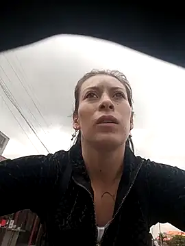 Snapshot of Tefannyy_ chatting on February 26, 2025, 2:36 pm Tefannyy online show from February 26, 2025, 2:36 pm