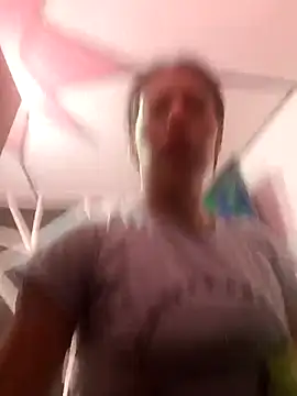 Snapshot of Tefannyy_ chatting on March 5, 2025, 2:56 pm Tefannyy online show from March 5, 2025, 2:56 pm