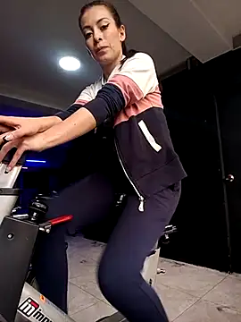 Snapshot of Tefannyy_ chatting on March 5, 2025, 9:04 pm Tefannyy online show from March 5, 2025, 9:04 pm