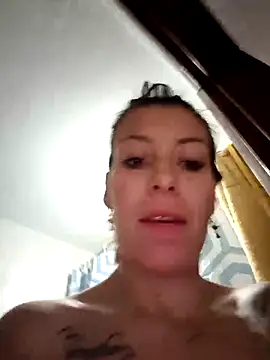 Snapshot of Tefannyy_ chatting on March 13, 2025, 2:55 pm Tefannyy online show from March 13, 2025, 2:55 pm