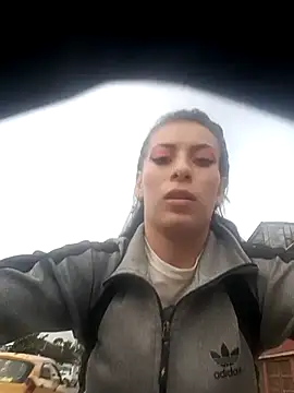 Snapshot of Tefannyy_ chatting on March 14, 2025, 10:05 pm Tefannyy online show from March 14, 2025, 10:05 pm