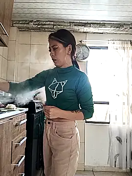 Snapshot of Tefannyy_ chatting on September 9, 2025, 4:39 pm Tefannyy online show from September 9, 2025, 4:39 pm