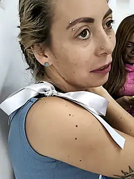 Snapshot of Tefannyy_ chatting on September 27, 2025, 5:40 pm Tefannyy online show from September 27, 2025, 5:40 pm