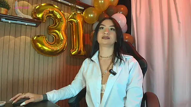 ArkaBella online show from October 23, 2025, 8:51 pm