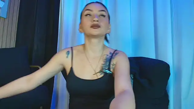 ArkaBella online show from November 15, 2025, 8:49 pm