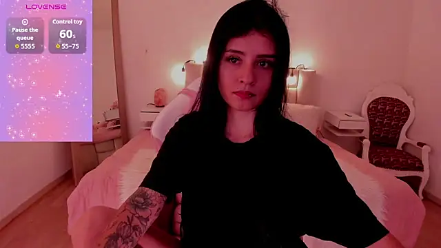 Snapshot of yenny_garcia chatting on January 8, 2026, 5:48 pm yenny garcia online show from January 8, 2026, 5:48 pm