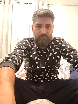 Calin251283 online show from November 8, 2025, 6:40 pm