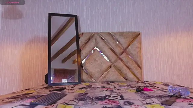 Snapshot of engel_devil chatting on January 13, 2026, 12:43 pm engel devil online show from January 13, 2026, 12:43 pm