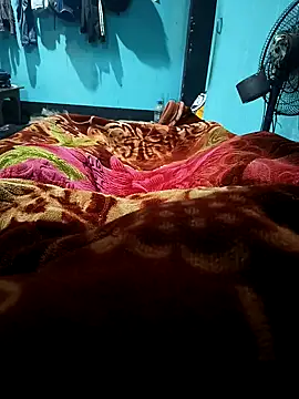 Snapshot of AlamJi07 chatting on February 3, 2025, 6:17 pm AlamJi07 online show from February 3, 2025, 6:17 pm