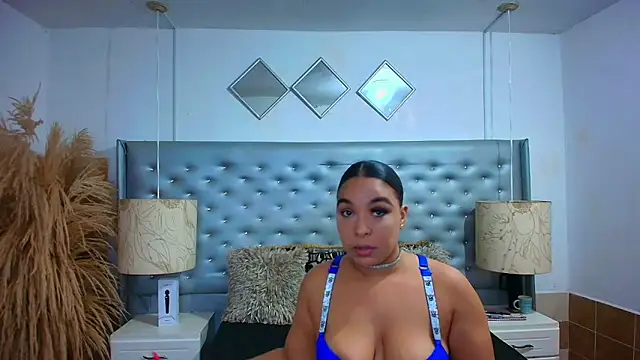 EileenBenzon online show from November 14, 2025, 4:44 am