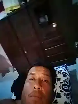 Snapshot of marcuszza22 chatting on February 18, 2025, 9:53 pm marcuszza22 online show from February 18, 2025, 9:53 pm