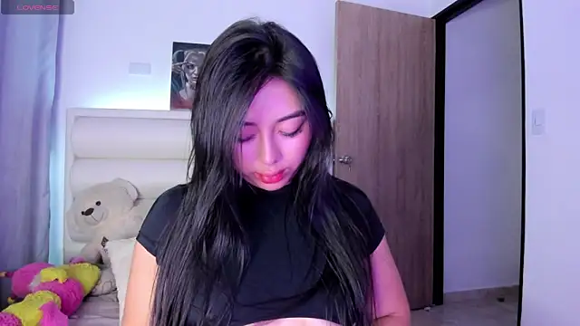 Snapshot of gaby_desire777 chatting on April 16, 2026, 5:19 am gaby desire777 online show from April 16, 2026, 5:19 am