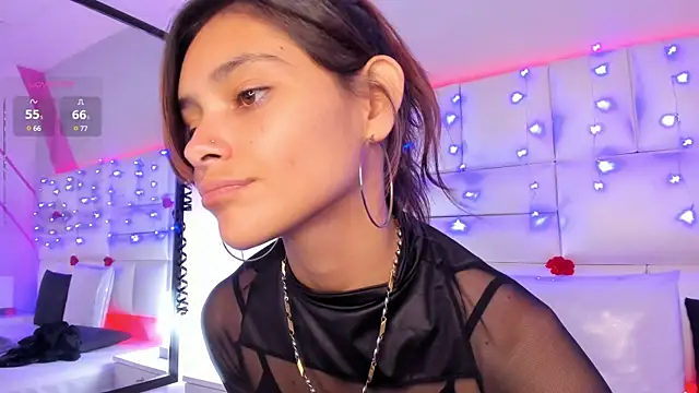 Snapshot of Salome_rouse1 chatting on December 20, 2024, 8:34 pm Salome rouse1 online show from December 20, 2024, 8:34 pm