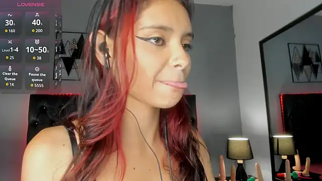 Snapshot of Salome_rouse1 chatting on September 20, 2025, 4:24 am Salome rouse1 online show from September 20, 2025, 4:24 am