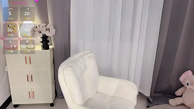 Snapshot of Lucky-susuBB chatting on December 15, 2024, 6:51 am Lucky-susuBB online show from December 15, 2024, 6:51 am