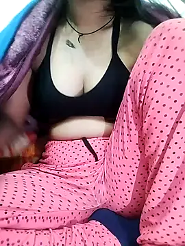 Snapshot of hottysameera chatting on December 9, 2024, 3:40 am hottysameera online show from December 9, 2024, 3:40 am