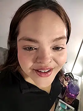 Dakota-Bruce online show from December 15, 2025, 3:05 pm