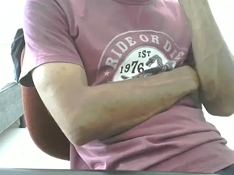 bbehemothh online show from February 9, 2025, 4:40 pm