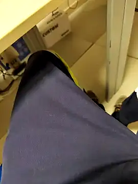 coppiapazza online show from December 6, 2024, 12:23 am