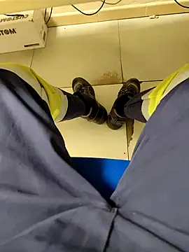 coppiapazza online show from December 21, 2024, 5:25 am