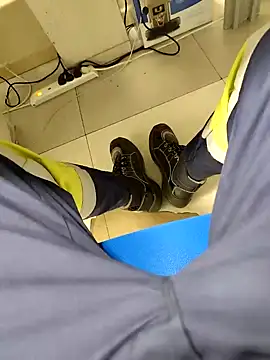 coppiapazza online show from January 18, 2025, 1:08 pm