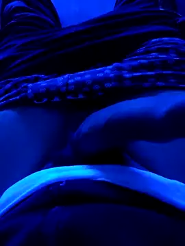 coppiapazza online show from February 28, 2025, 11:23 pm