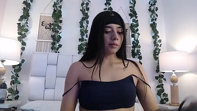Kylie golden online show from December 10, 2024, 11:11 am