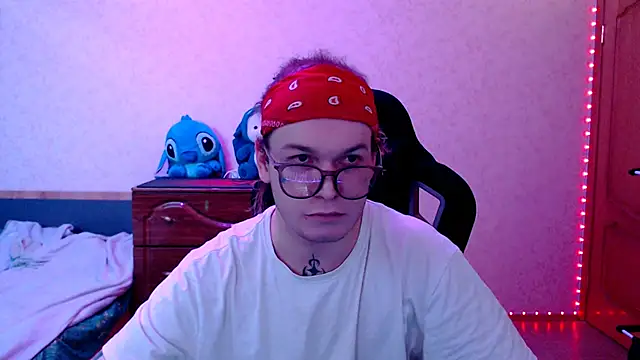 Steve Mi online show from September 15, 2025, 1:33 pm