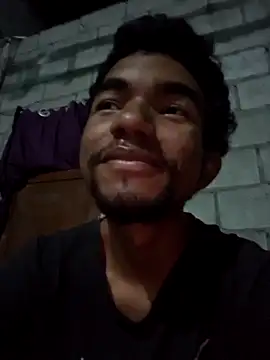 Snapshot of Reynold2608 chatting on February 8, 2026, 11:02 am Reynold2608 online show from February 8, 2026, 11:02 am