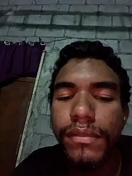 Snapshot of Reynold2608 chatting on February 10, 2026, 2:48 am Reynold2608 online show from February 10, 2026, 2:48 am