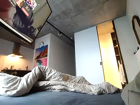 RLLrrr online show from December 14, 2025, 8:52 am