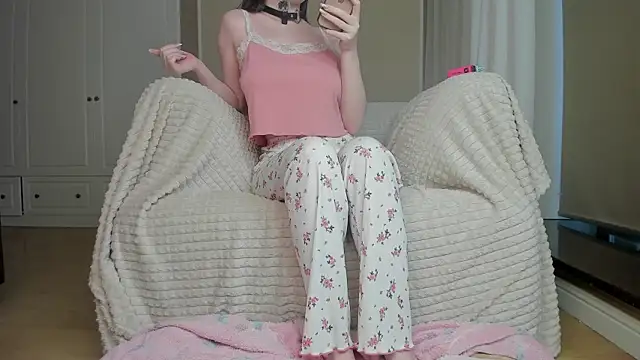 squ1kt online show from December 18, 2025, 11:16 am