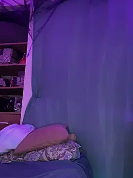 Nina-Chick777 online show from October 25, 2025, 6:54 am