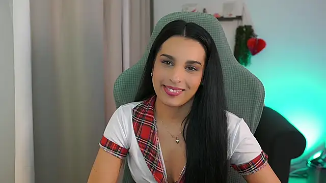 Snapshot of mila__denver chatting on February 15, 2025, 5:17 pm mila denver online show from February 15, 2025, 5:17 pm