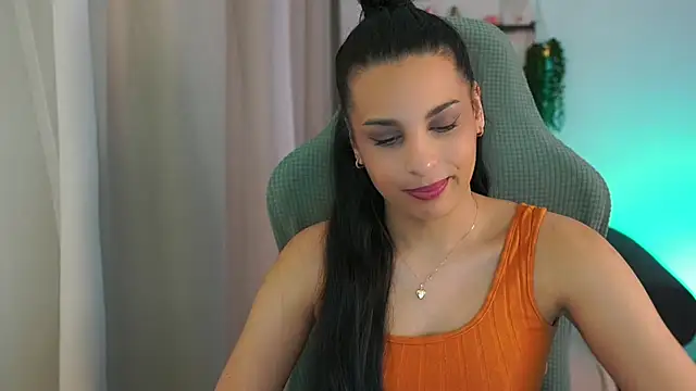 Snapshot of mila__denver chatting on February 27, 2025, 11:10 am mila denver online show from February 27, 2025, 11:10 am