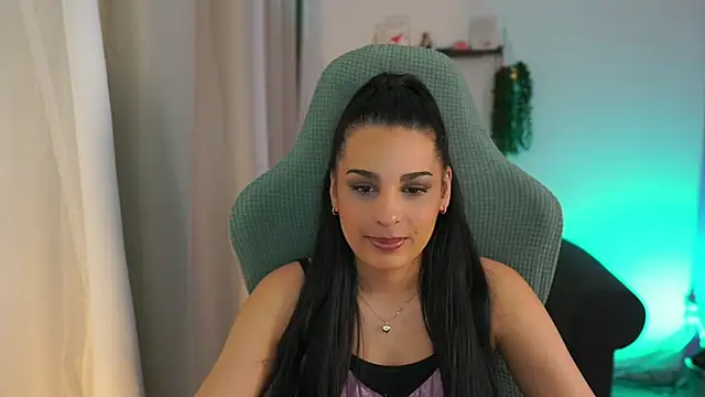 Snapshot of mila__denver chatting on March 21, 2025, 9:12 am mila denver online show from March 21, 2025, 9:12 am